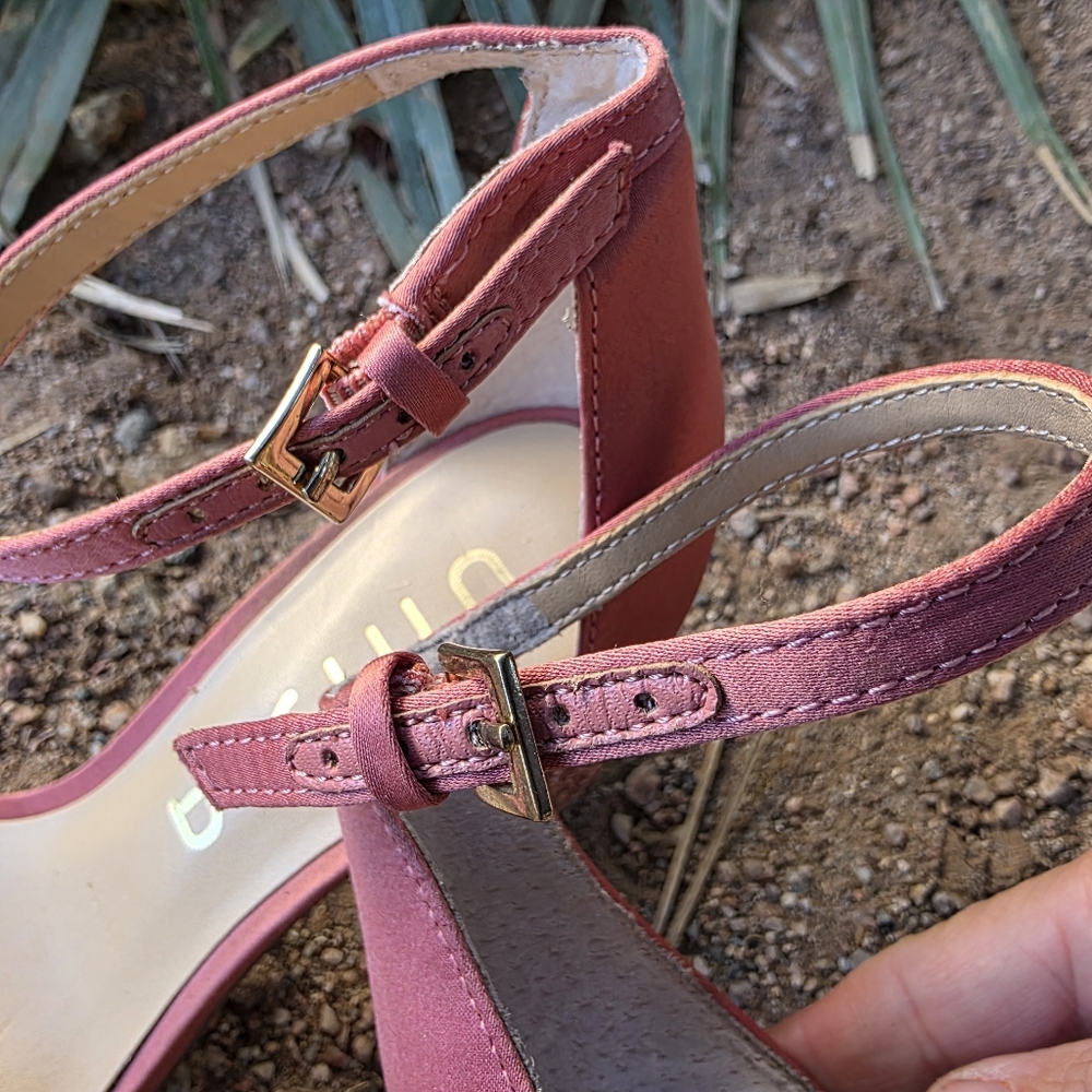 Unisa Pink Satin Glitter Heels Size 6.5 - Picture 5 of 9